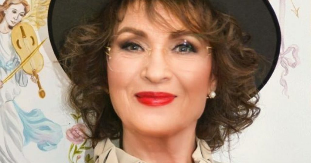 Imagine Stire Angela Similea trece printr-o dramă fără margini. Celebra artistă din Generația de Aur și-a pierdut averea și locuința | 2review.ro