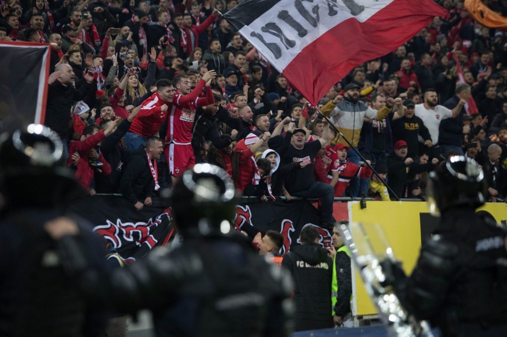 Dinamo intră într-o nouă eră » Spaniolii au preluat oficial „câinii roșii!”