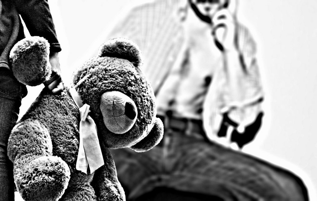 Imagine Stire Un sucevean și-a violat fiica de 13 ani de zeci de ori! Bărbatul a abuzat și o altă copilă | 2review.ro