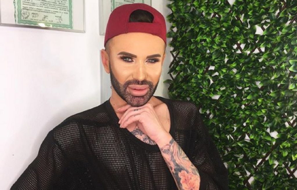 Imagine Stire Conchita de România, aniversare pe lux și opulență. Și-a făcut de cap și cu bărbați, dar și cu femei, în râuri de șampanie | 2review.ro