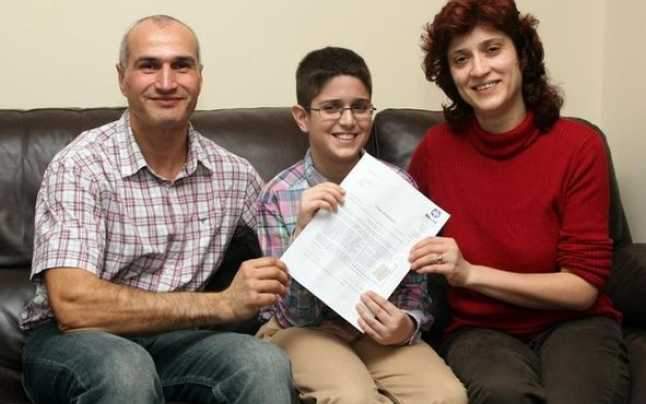 Imagine Stire FOTO | Povestea românului cu IQ mai mare decât al lui Einstein! Ce planuri are puștiul de 14 ani | 2review.ro