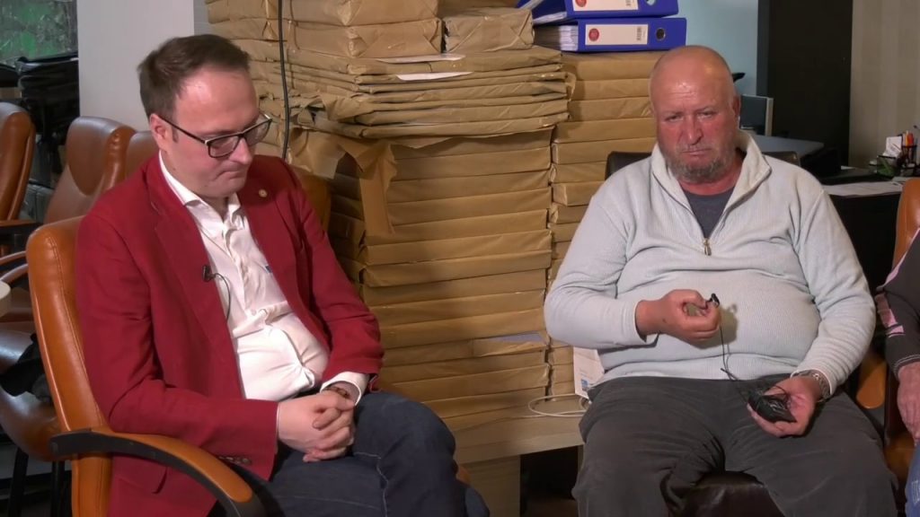 Imagine Stire Bunicul Luizei Melencu îl atacă pe Alexandru Cumpănașu: „Spune-le câți bani ai putut să furi!” | 2review.ro