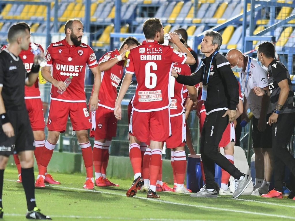 Imagine Stire Șapte „câini” au părăsit „haita” » Dinamo anunță noi transferuri! | 2review.ro