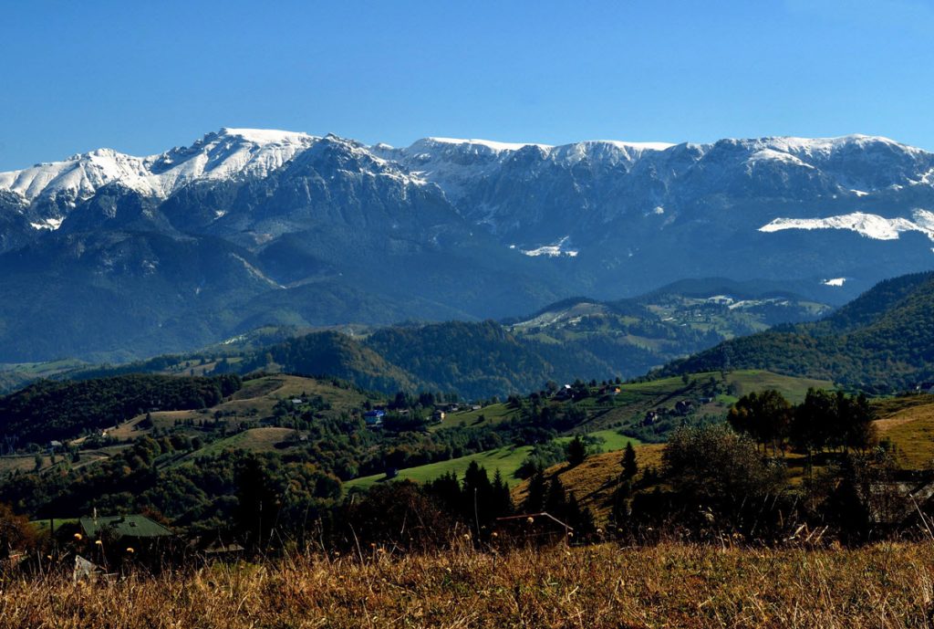 Imagine Stire Tânăr dispărut în Munții Bucegi, căutat de salvamontiști de o lună | 2review.ro