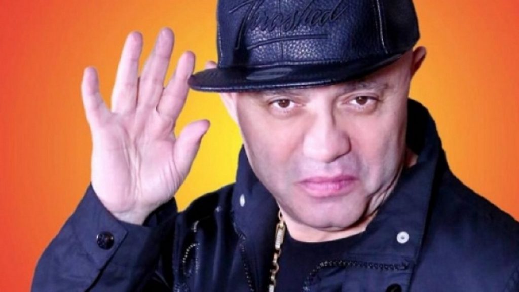 Imagine Stire Râzi cu lacrimi! Cum a ajuns Nicolae Guță să se autoironizeze, în fața tuturor: „Omul care face duș se numește…” | 2review.ro