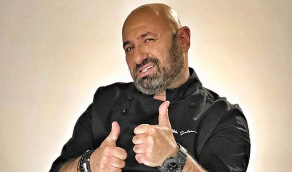 Chef Cătălin Scărlătescu a pierdut din nou lupta cu kilogramele. Cum a ajuns să arate acum. FOTO