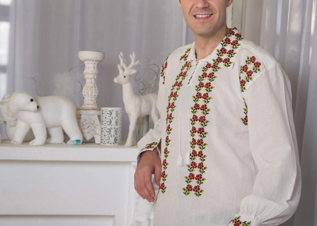 Imagine Stire Un solist de muzică populară s-a despărțit de parteneră cu scurt timp înainte de nuntă! Ce i-a făcut logodnica | 2review.ro