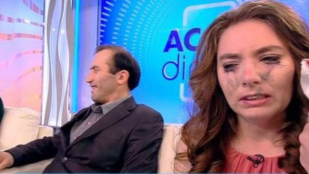 Imagine Stire Viorel Stegaru, speriat de faptul că ar putea apărea și alte filmulețe XXX cu Vulpița. Și-a ieșit din minți, în direct: „O să iasă realitatea la suprafață” | 2review.ro