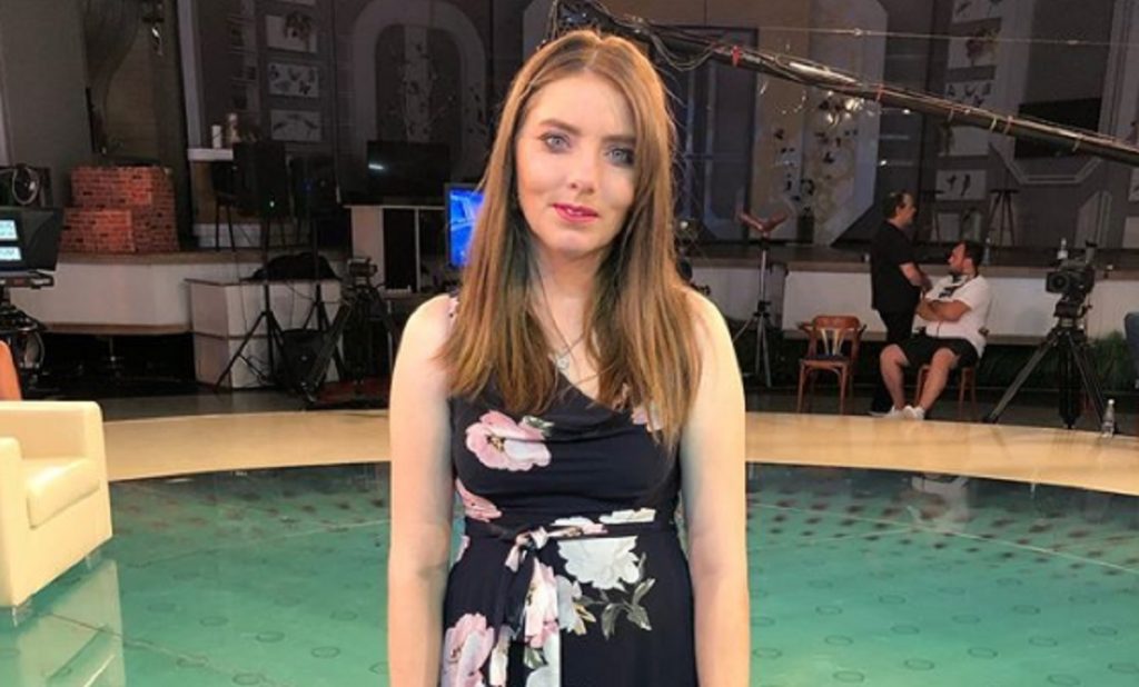 Imagine Stire Vulpița de la Acces Direct revine în forță! Ce surpriză le-a pregătit Veronica Stegaru fanilor săi, la ieșirea din carantină | 2review.ro