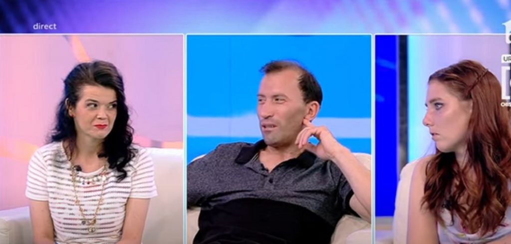 Imagine Stire Căsnicia Vulpiței, pe muchie de cuțit! Elena a venit la Acces Direct cu cadouri pentru Viorel: „Rămâi cu mine sau cu ea?” | 2review.ro