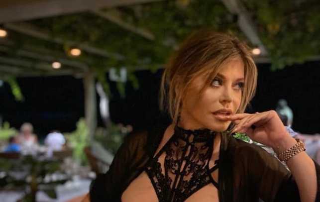 Imagine Stire Loredana Groza, de neoprit! A lovit cu lenjeria intimă pe plajă, iar acum… ”Am încercat să spun nu!” | 2review.ro