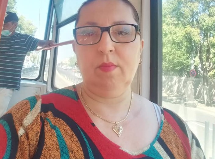 Imagine Stire FOTO | O asistentă medicală s-a pozat fără mască în tramvai în București! | 2review.ro