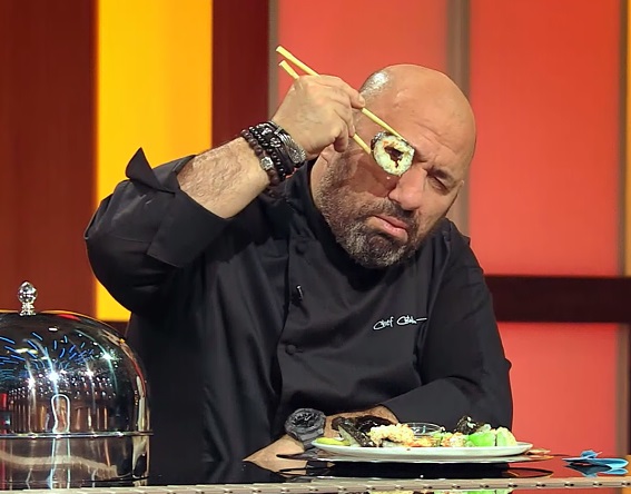 Imagine Stire Uluitor la Chefi la Cuțite! Scărlătescu și-a făcut icoană și a apărut cu ea în emisiune: ”Se vor face cu tine în loc de Arsenie Boca!” | 2review.ro