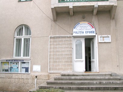 Imagine Stire Șeful Poliției Eforie, cercetat pentru luare de mită. Ce sumă primea zilnic | 2review.ro