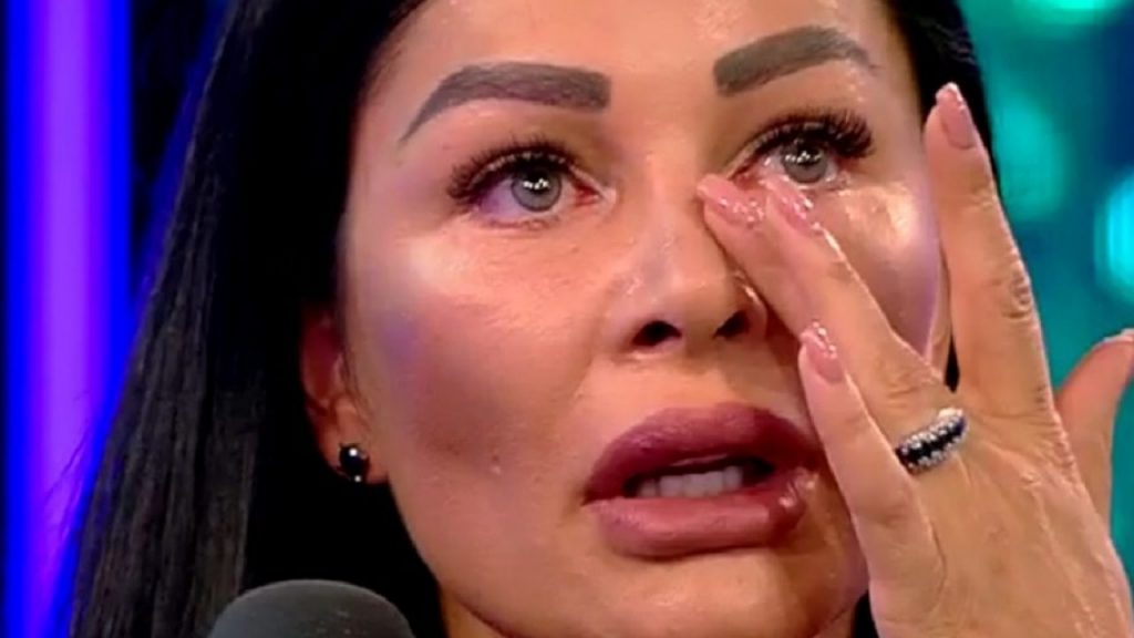 Imagine Stire Brigitte Pastramă, furată de una dintre angajate: ”Vă rog să mă ajutați să o găsesc” | 2review.ro