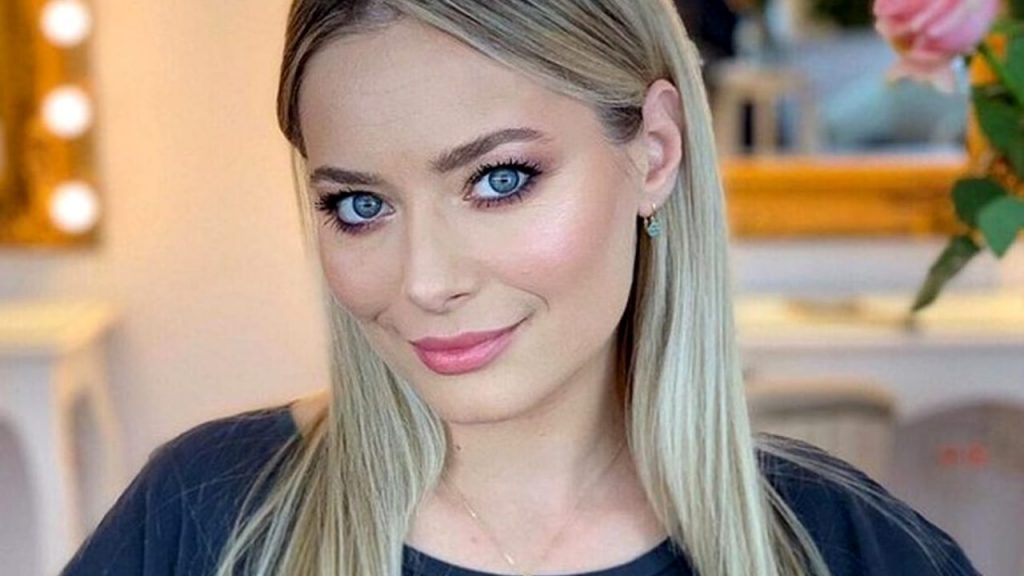 Imagine Stire Laura Cosoi, pregătită să devină din nou mămică: ”Facem loc pentru al treilea” | 2review.ro