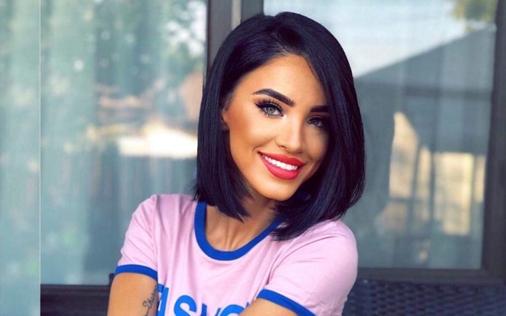 Imagine Stire Adelina Pestrițu a stârnit controverse pe Instagram cu ultima imagine publicată: „Da, sunt însărcinată” | 2review.ro
