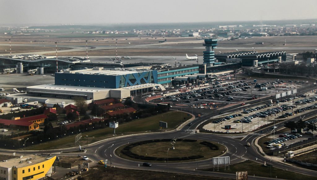 Imagine Stire Reguli noi la Aeroportul Otopeni! Ce trebuie să facă pasagerii | 2review.ro