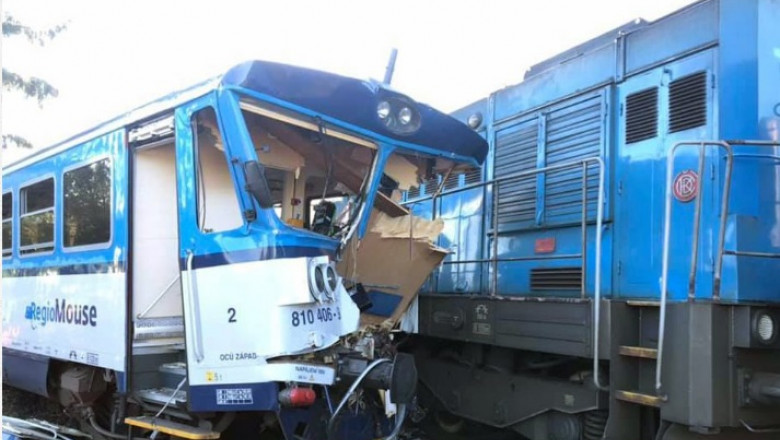 Imagine Stire Accident feroviar grav în Cehia! Peste 20 oameni au fost răniți | 2review.ro