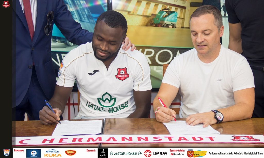 Imagine Stire FC Hermannstadt activă în continuare pe piața transferurilor » Addae ultimul transfer al Sibiului! | 2review.ro