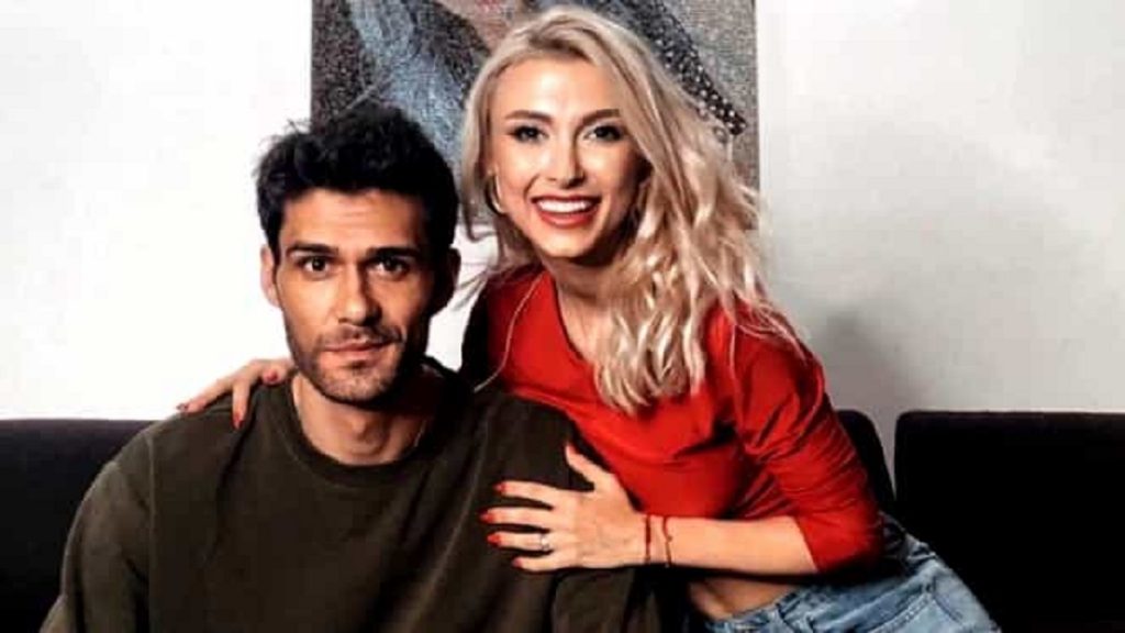 Imagine Stire S-a răzgândit George Burcea în privința divorțului de Andreea Bălan? Gestul făcut de actor duce către o împăcare sigură | 2review.ro