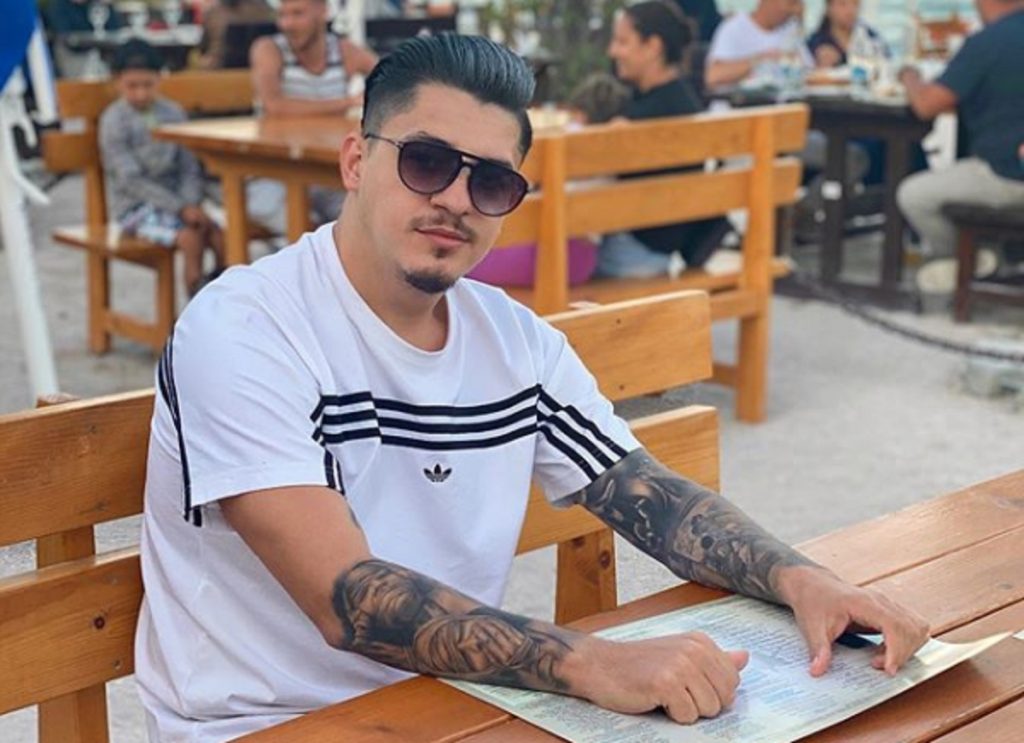 Imagine Stire Imagini rare cu Bogdan de la Ploiești. Acum e un fenomen, dar puțini știu cum arăta manelistul, înainte de a fi celebru | 2review.ro