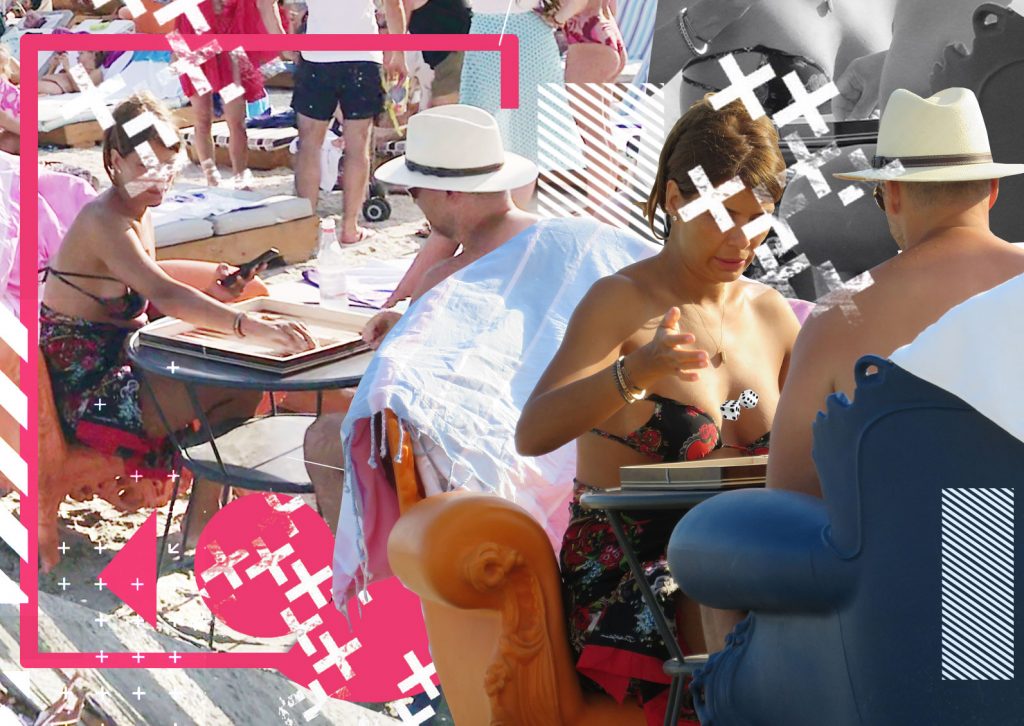 Imagine Stire Imagini rare cu “Mata Hari de România”,  la o super-partidă pe plajă, în Mamaia. S-a instalat pe un fotoliu ca o regină și… | 2review.ro