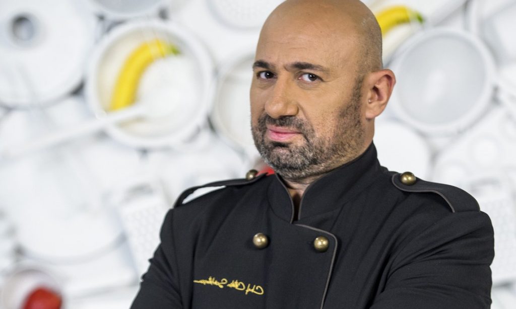 Imagine Stire Cătălin Scărlătescu, despre debutul în televiziune! „Eu nu mai înțelegeam nimic. La început mi-a fost frică nu știam ce înseamnă” | 2review.ro