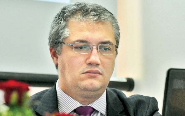 Imagine Stire Judecător celebru din Timișoara, ucis de noul coronavirus. Avea doar 44 de ani și s-a infectat în Grecia | 2review.ro