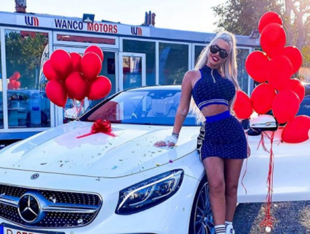 Imagine Stire Loredana Chivu și-a cumpărat o adevărată bijuterie pe patru roți! Cum arată bolidul de lux al blondinei | 2review.ro