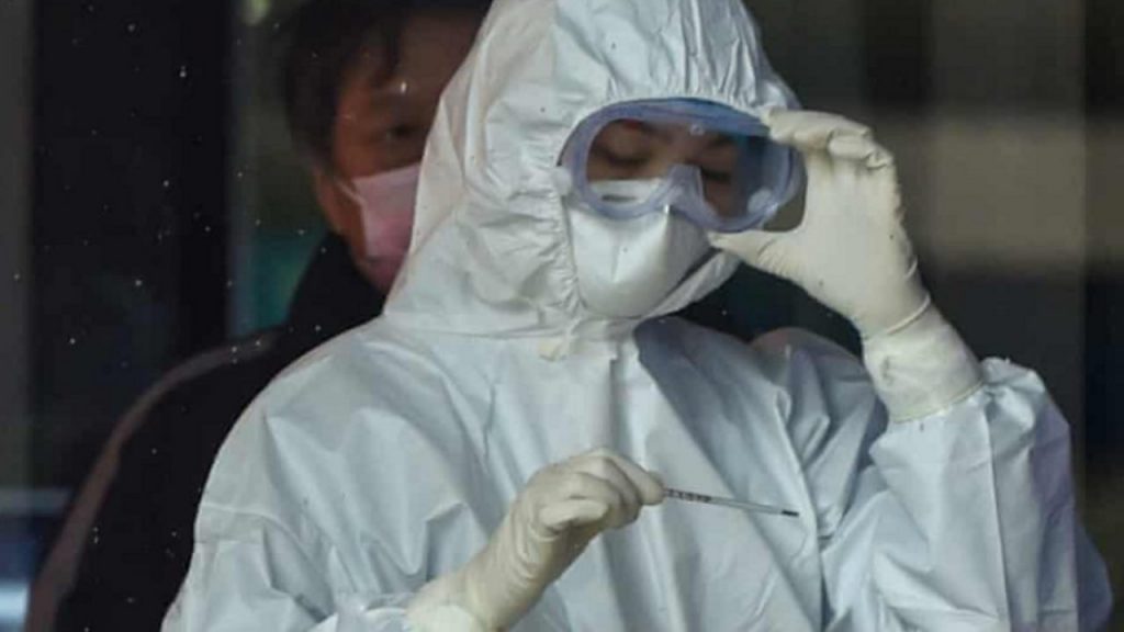 Imagine Stire Coronavirus România 3 septembrie. Numărul persoanelor infectate se menține ridicat! Bilanțul pandemiei de COVID-19 | 2review.ro