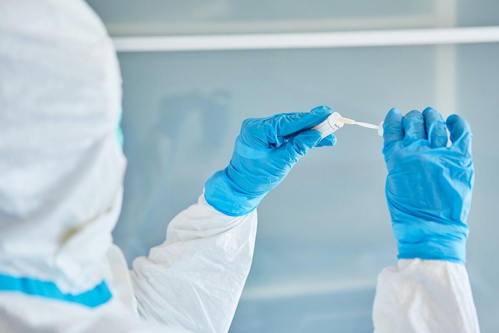 Imagine Stire Coronavirus România 10 septembrie. A crescut numărul infectărilor! Ce se întâmplă la ATI | 2review.ro