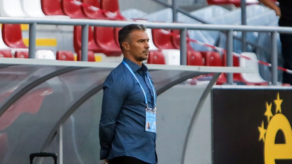 „Pancone” și-a ridicat jucătorii în slăvi după victoria de la Arad: „La fotbal nu există frică!”