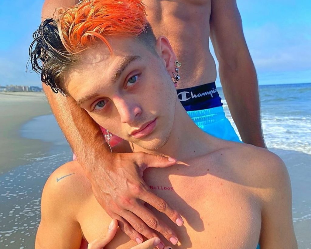Imagine Stire Un cunoscut blogger, moarte bizară. Ethan Peters avea doar 17 ani | 2review.ro