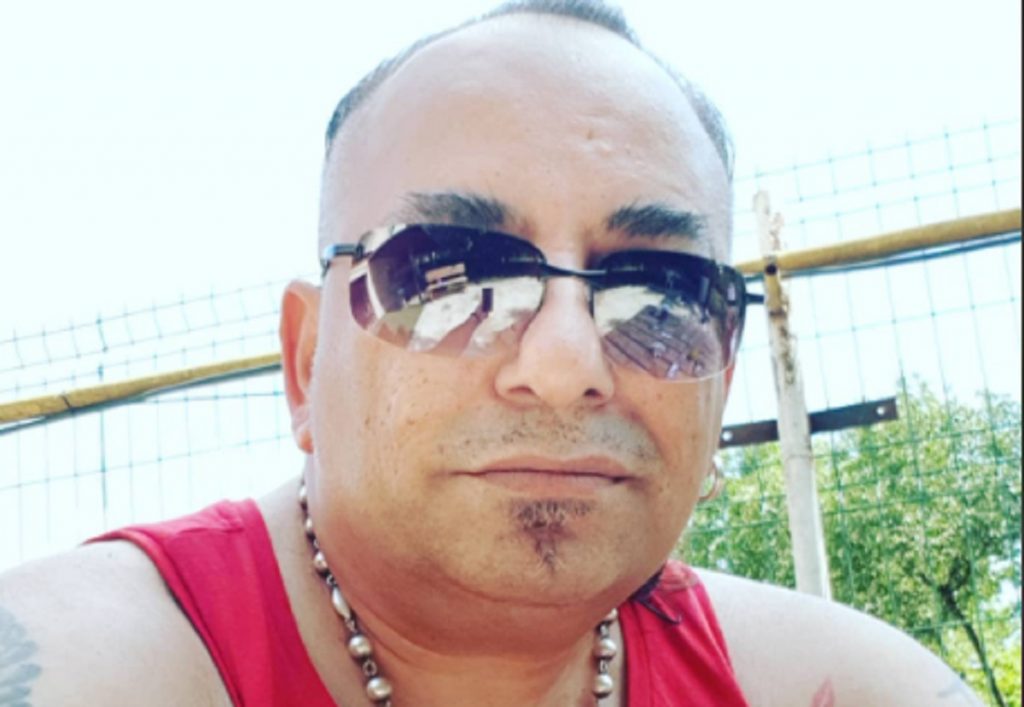 Imagine Stire Cum a ajuns să arate Romeo Fantastick, după ce a dispărut din atenția fanilor. Toată lumea s-a amuzat copios | 2review.ro