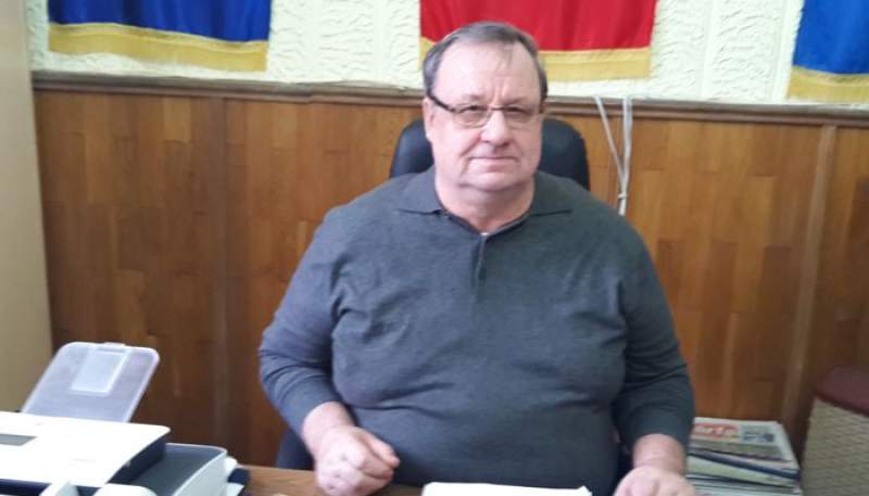 Imagine Stire Plan incredibil al unui edil din Iași: „E primăria mea și o dau cui vreau eu!” | 2review.ro