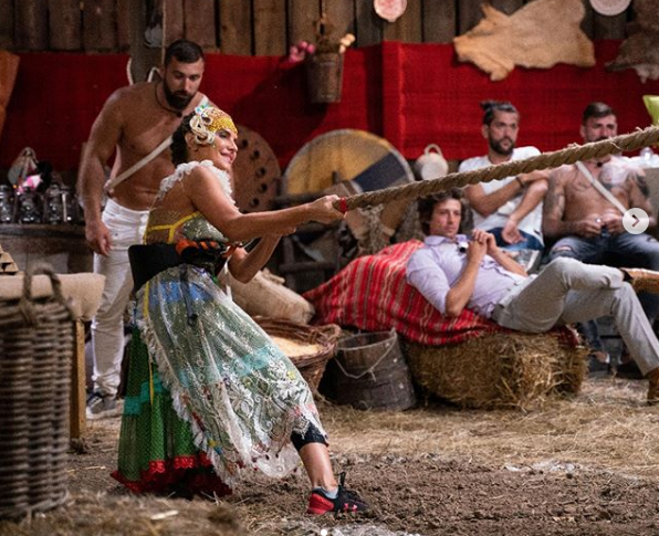 Imagine Stire Anna Lesko, alături de Adam! Ce mare s-a făcut băiatul cântăreței de la Ferma | 2review.ro