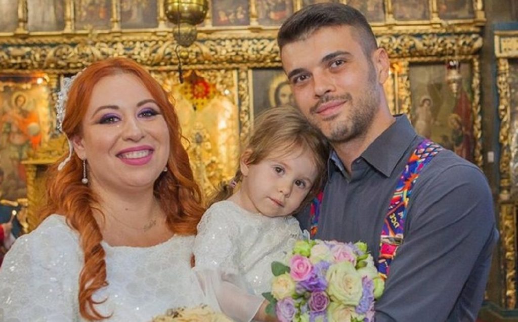 Imagine Stire Oana Roman, disperată după ce fiica ei s-a prăbușit la pământ. Ce s-a întâmplat cu micuța: „Nu lăsați copiii să…” | 2review.ro