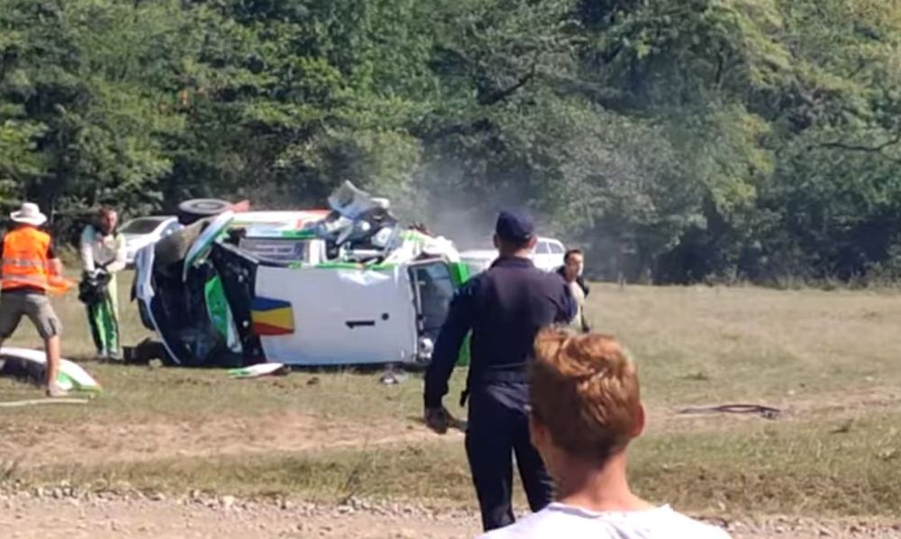Accident șocant la Raliul Iașului. Mașina unui pilot italian a luat foc. IMAGINI SPECTACULOASE
