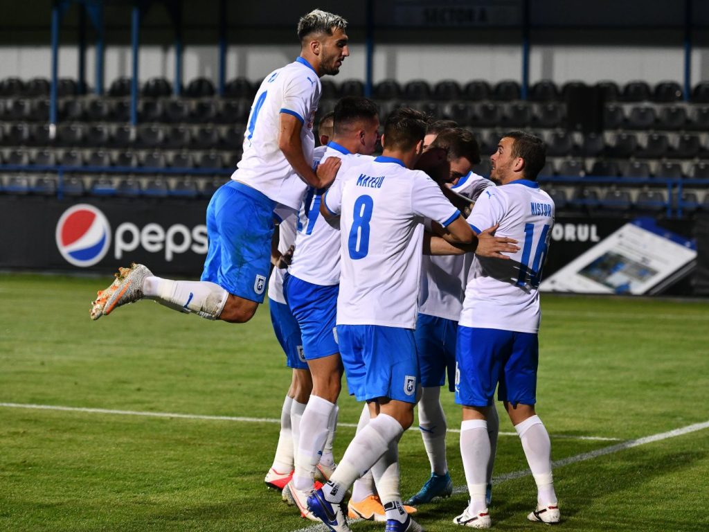 Imagine Stire Oltenii se distrează cu Viitorul la Ovidiu și urcă pe primul loc în Liga 1! | 2review.ro