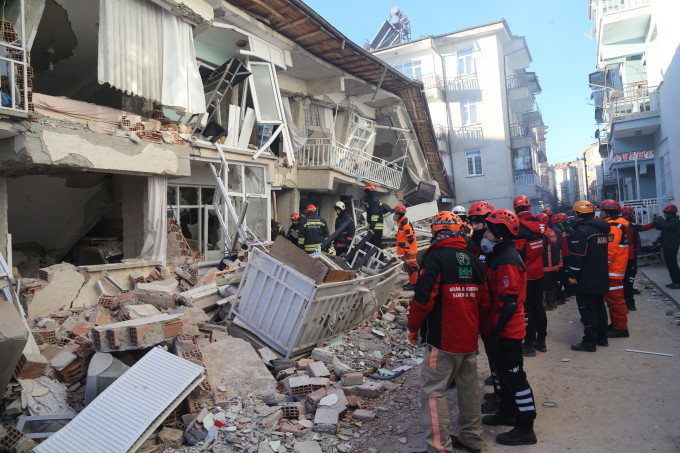 Imagini dramatice din Tucia și Grecia! Cutremurul a ucis doi tineri de 15 și 17 ani
