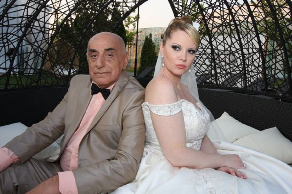 Imagine Stire Viorel Lis, la un pas de moarte! Ce a spus Oana Lis, după ce a văzut starea în care se află soțul său: „Să-mi găsesc alt moș” | 2review.ro