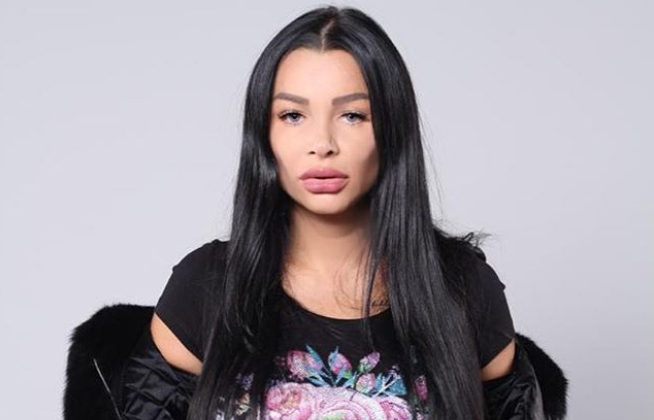 Imagine Stire Brigitte și Raluca Podea nu au îngropat securea războiului! Scandal într-o emisiune TV. „Este sub nivelul meu” | 2review.ro