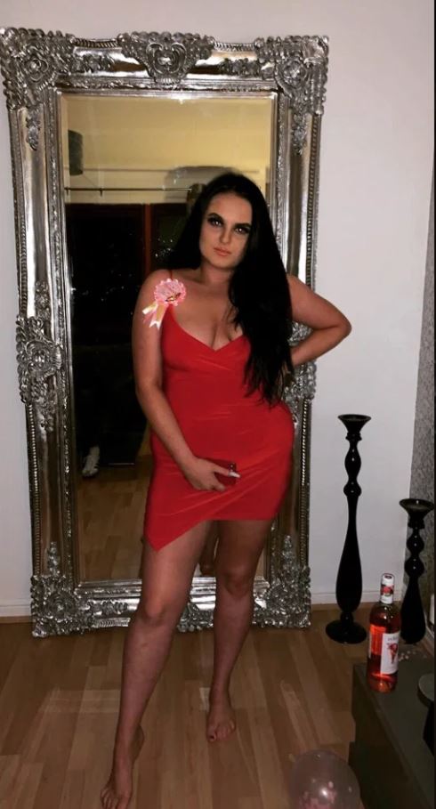 Connie White a devenit virală după ce a făcut publică poza aceasta în care apare o reflexie “nefericită” © Jam Press