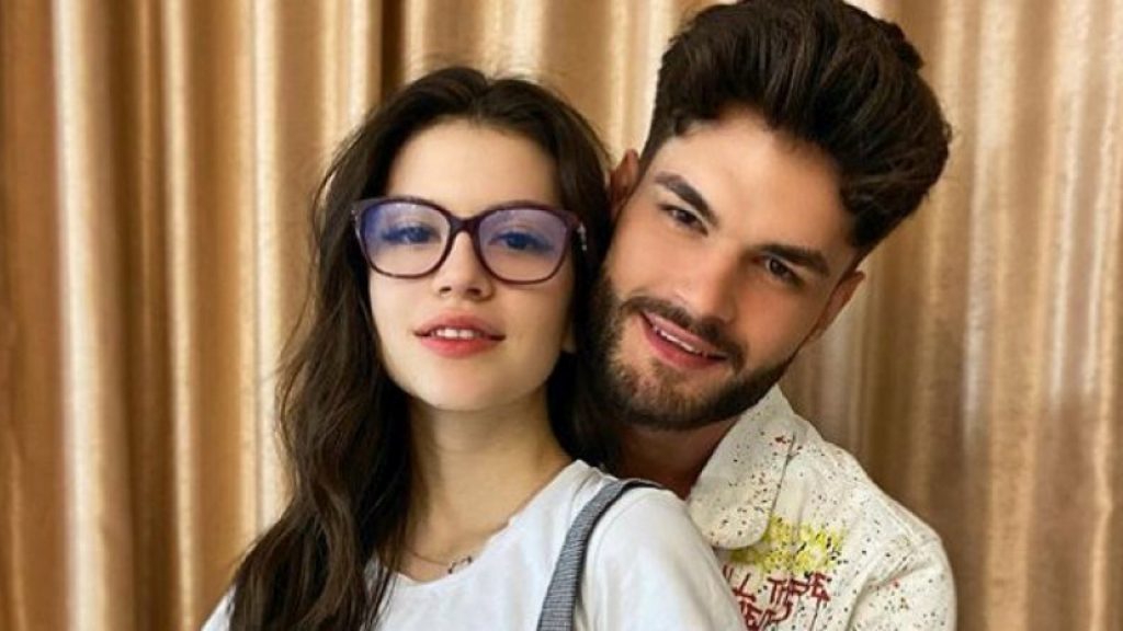 Imagine Stire Cleopatra Stratan, prima declarație după ce a fost cerută în căsătorie! „Tu-mi ești cel mai frumos și special cadou” | 2review.ro