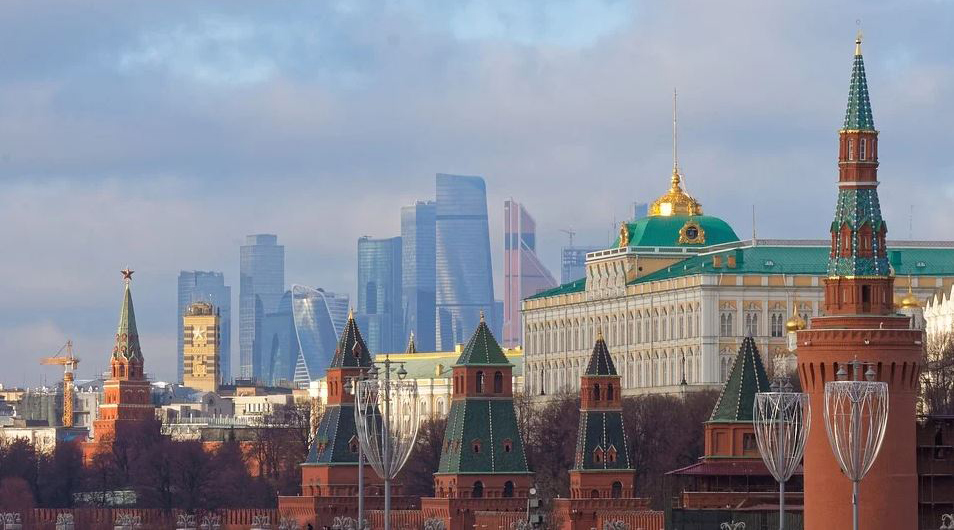 Imagine Stire Învățătorii în vârstă la școlile din Moscova, înlocuiți de studenți la cursuri. Motivul pentru care s-a luat această măsură | 2review.ro