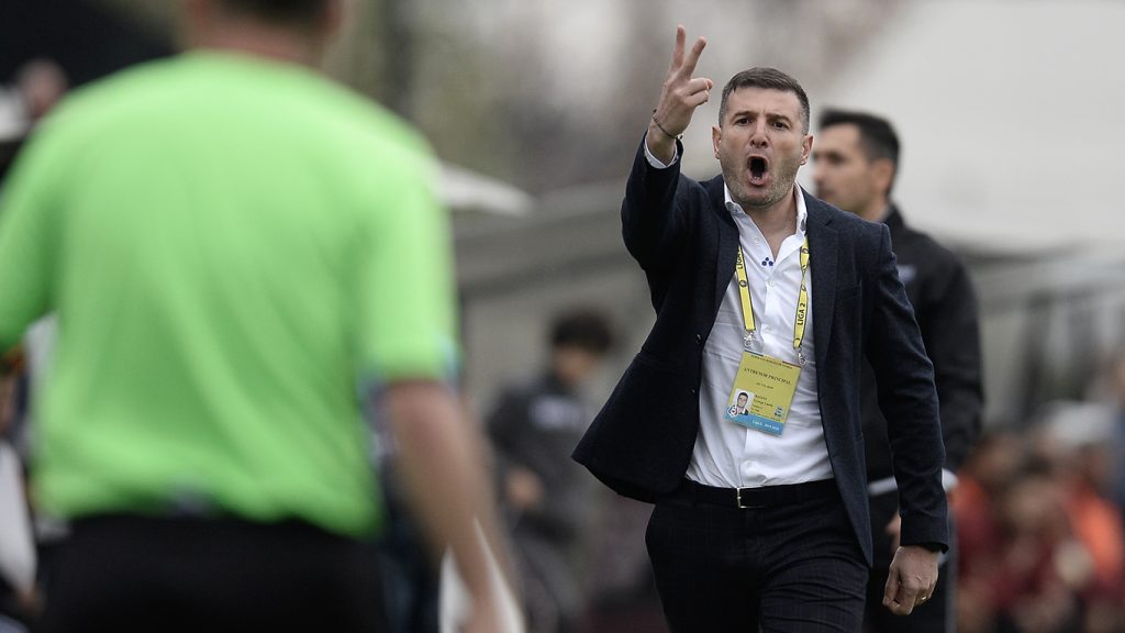 Imagine Stire „Bătrâna Doamnă” obține prima victorie acasă după opt luni: „Sunt sincer și recunosc că s-a creat o anumită presiune!” | 2review.ro