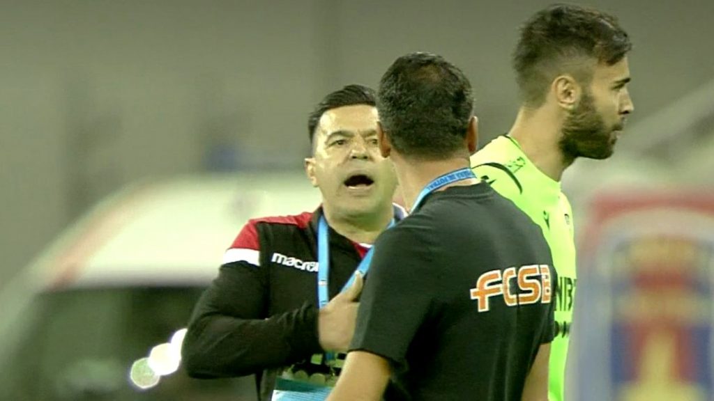 Imagine Stire Scandal după eternul derby! Contra îl face zob pe Meme: ”Țipete, țipete, țipete!” | 2review.ro