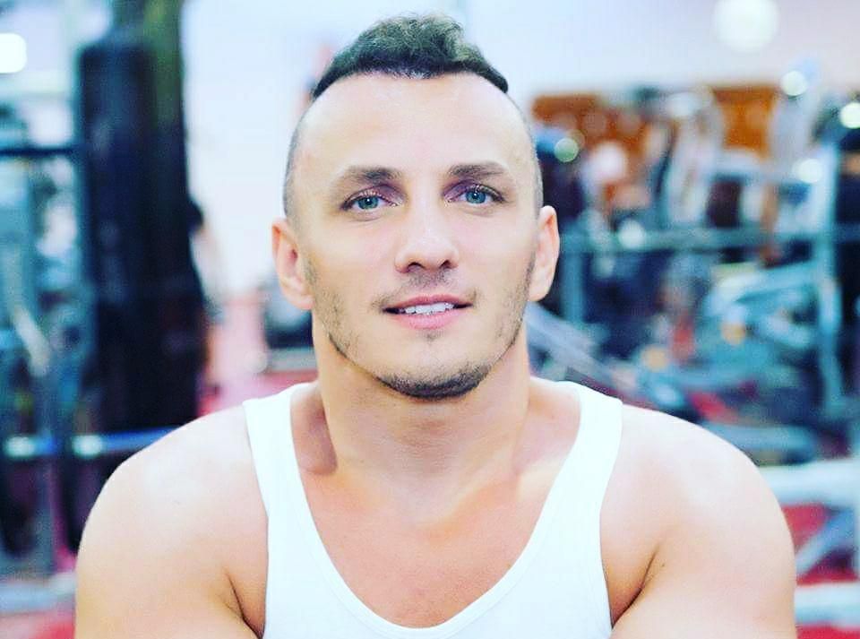 Imagine Stire Incendiu în casa lui Mihai Trăistariu! Cine este responsabil pentru incident. „Mi-a dat foc la casă. Eu fac un bine și uite cum se întoarce” | 2review.ro