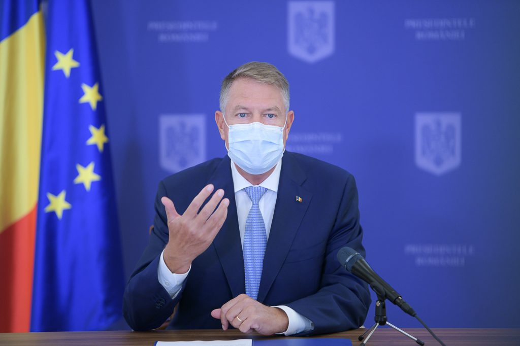 Imagine Stire Klaus Iohannis recunoaște că România este în suferință: „Pandemia de Covid-19 este cea mai dramatică perioadă de după 1989” | 2review.ro